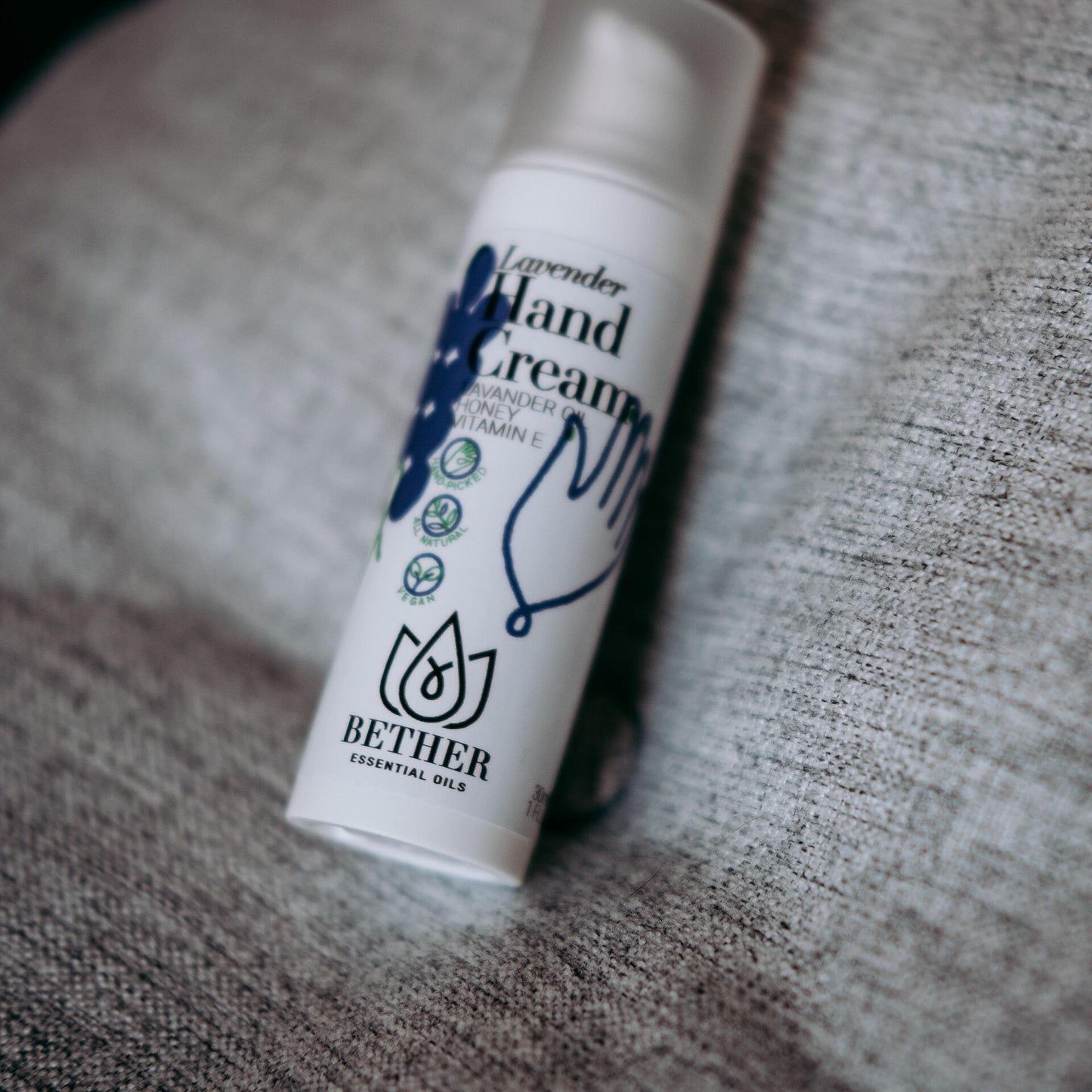 Крем за ръце с лавандула, мед и витамин Е