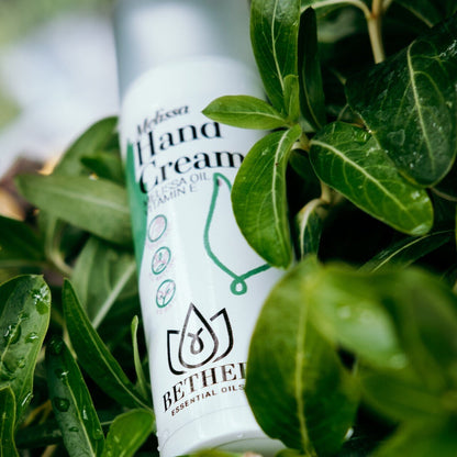 Крем за ръце с маточина, гроздови семки и витамин Е